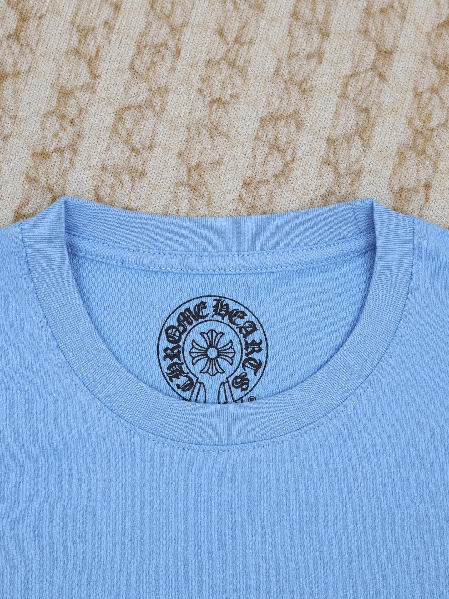 🅿️290 Chrome Hearts*/Chrome Hearts 25 new Miami limited horseshoe cross printed short-sleeves. Made of combed cotton high-density ice-permeable fabric, ribbed custom-woven and dyed. The printing uses imported glue printing. Every wiring detail is strictly in accordance with YB to achieve 100%. The overall wiring is straight and delicate, and the fabric is comfortable and soft. Size: S/M/L